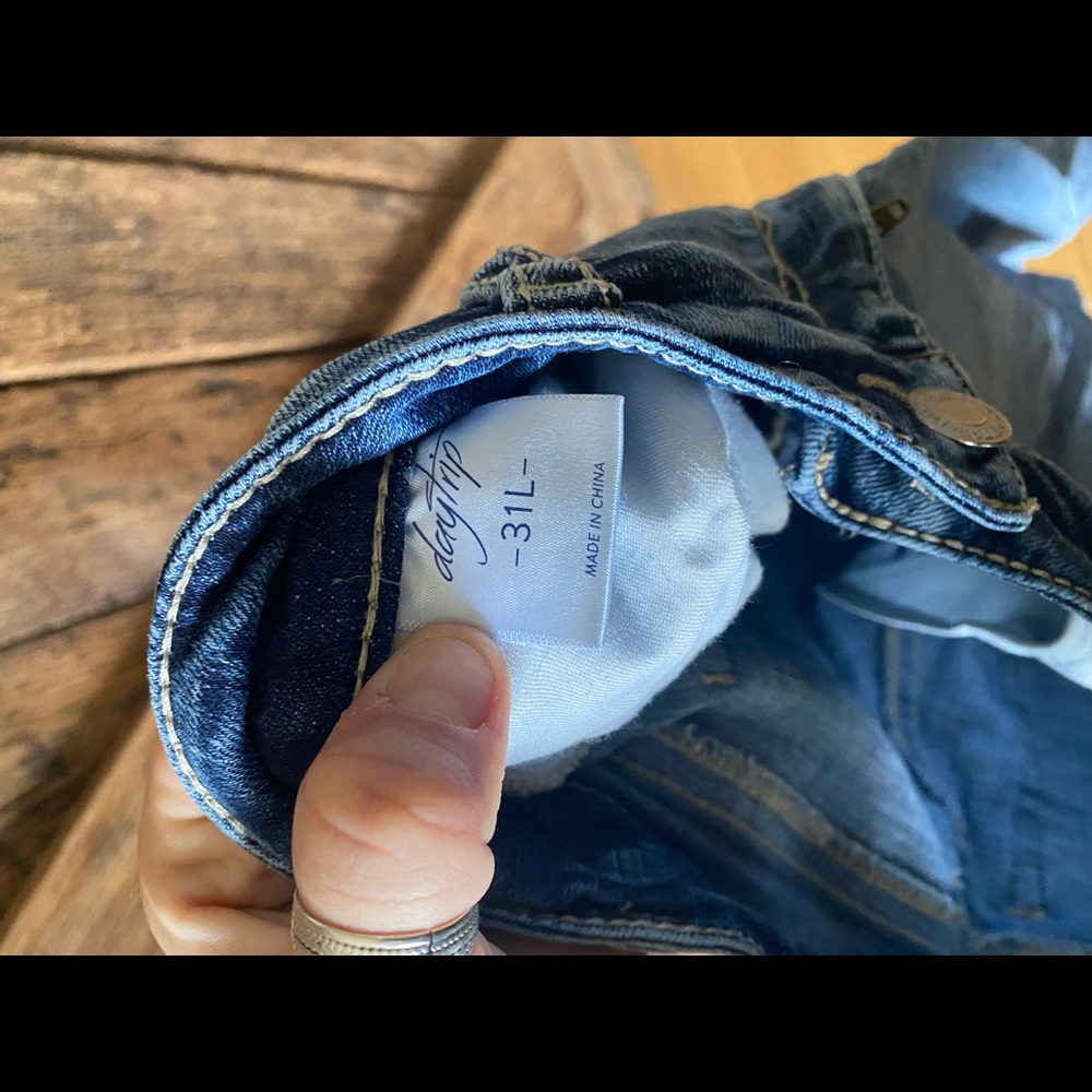 Jeans - Picture 3 of 3